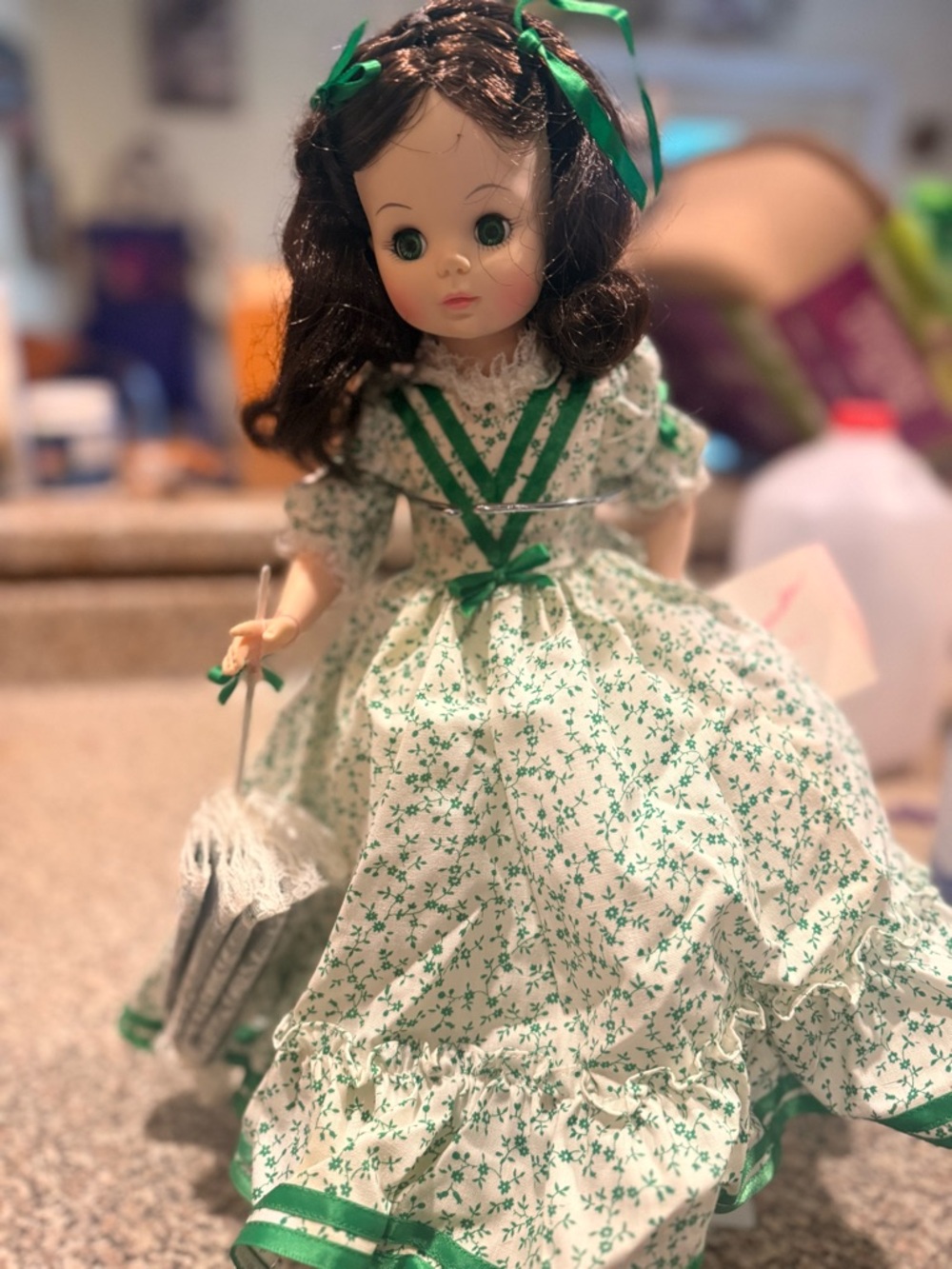 Madame Alexander Scarlette Green & White Floral Dress Doll with Brown Hair